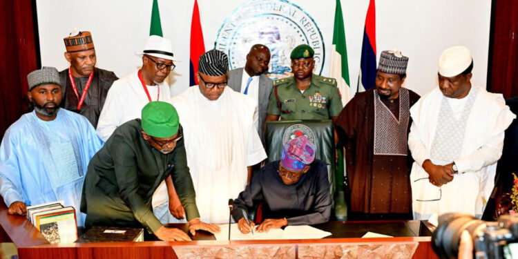 Tinubu Signs Minimum Wage