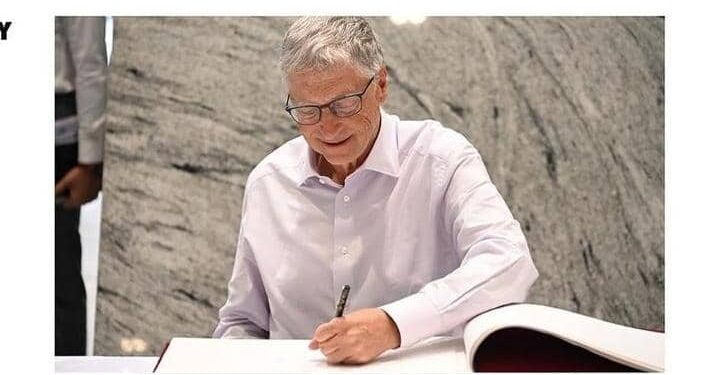 Bill Gates Falls Out of Top 10 Richest Individuals in the world