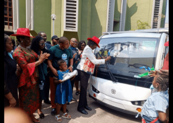 UNILAG Unveils Solar-Powered Buses and Updated Logo