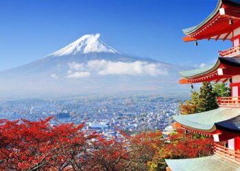 Japan Smashes Tourist Records with 36.9 Million Visitors in 2024
