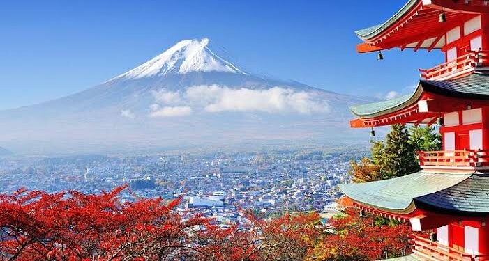 Japan Smashes Tourist Records with 36.9 Million Visitors in 2024