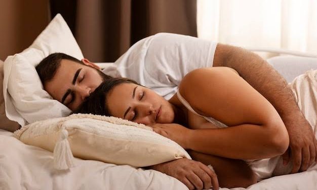 Want a Happier Relationship? Science Says Sleep Naked!