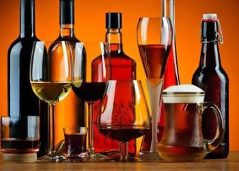 Think Before You Drink: Study Links Daily Alcohol to Faster Brain Aging