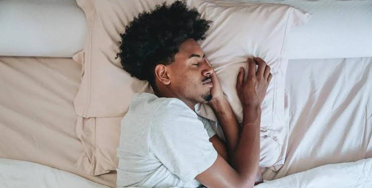 Too Much Sleep, Still Tired? Here’s What You Need to Know About Hypersomnia