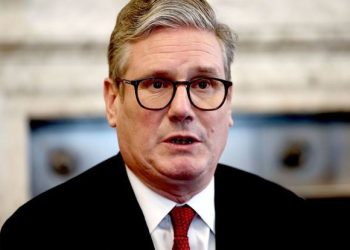 UK Eases Electric Vehicle Regulations in Response to U.S. Tariffs