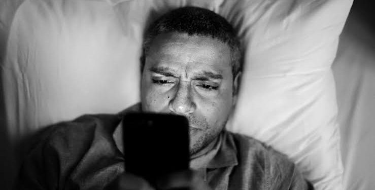 Late to Bed, Sharp in the Head: Night Owls Outperform Early Risers