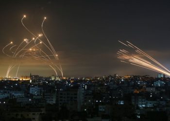 Explosions Rock Tel Aviv as Iran Launches Missile Barrage in Retaliation to Israeli Strikes