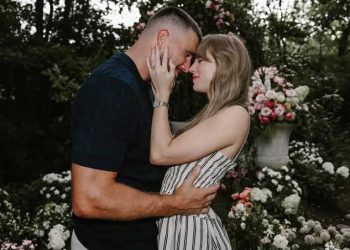 Taylor Swift and Travis Kelce Announce Engagement in Romantic Garden Proposal