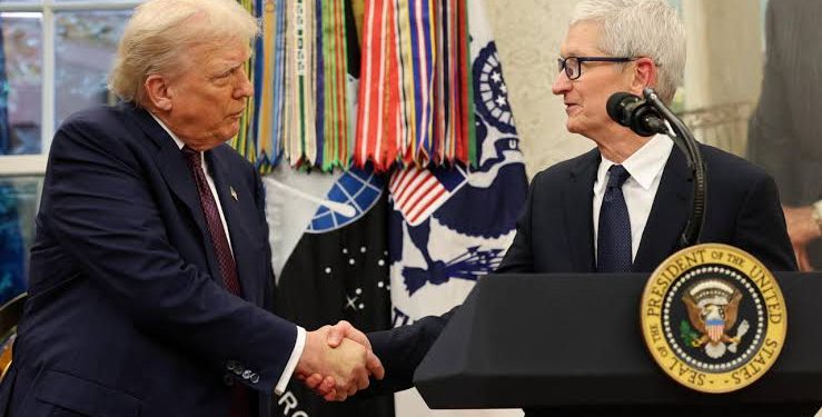 Apple Pledges $100B U.S. Investment as Trump eyes iPhone Tariffs