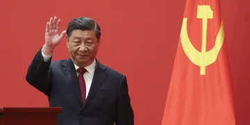 China Cracks Down on Influencers: New Rules Demand University Degrees for Credibility!