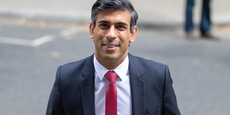 Former British PM Joins Microsoft and Anthropic as Senior Adviser