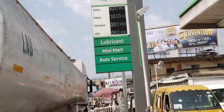 NNPC Increases Pump Price of Petrol to ₦920/Litre