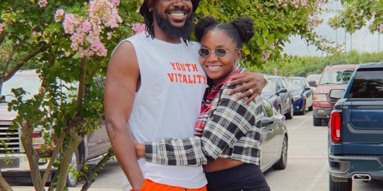 “God Blessed Me Double!” Adekunle Gold and Simi Welcome Twins