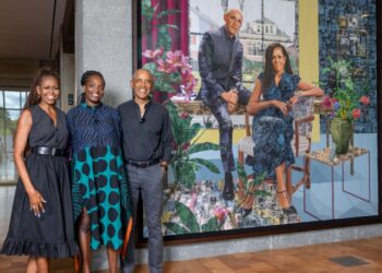 Njideka Akunyili Crosby with Barack and Michelle Obama beside their official portrait