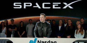 SpaceX debuts at over $2 trillion valuation