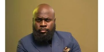 “Enough Is Enough!” Lasisi Elenu Calls Out Nigeria’s Healthcare System After Painful Experience