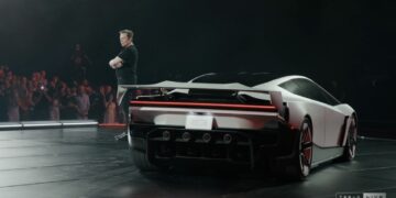 Tesla Takes Flying Cars a Step Closer With New Roadster